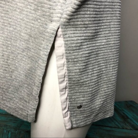Zella Light Grey Cowl Neck Sweater Split Hem Size Small Activewear Casual - Picture 5 of 11